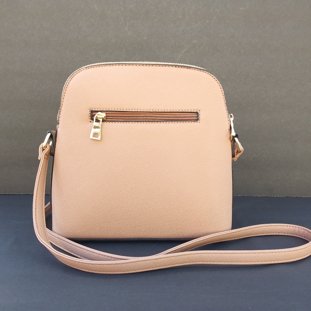 NWOT ISABELLE VEGAN CROSSBODY SHOULDER BAG PURSE - Picture 2 of 8